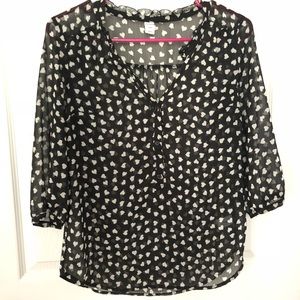 Old navy- Black with white polyester shirt